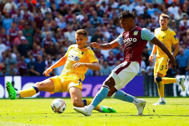 球队在比赛最后一刻完成绝杀