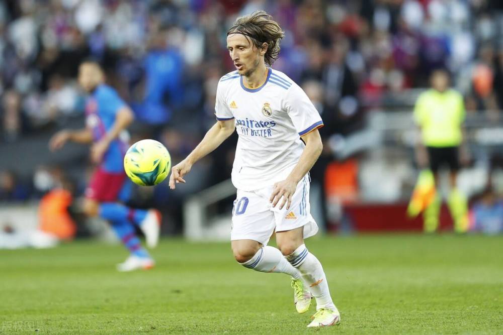 凯塞多：我并非同位置世界最佳；喜欢看赖斯踢球期待与他对决